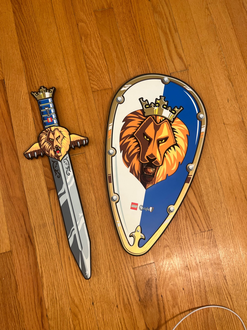 RARE set LEGO Castle Lion Knight foam sword and shield set